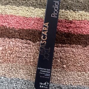 Radial xxl mascara